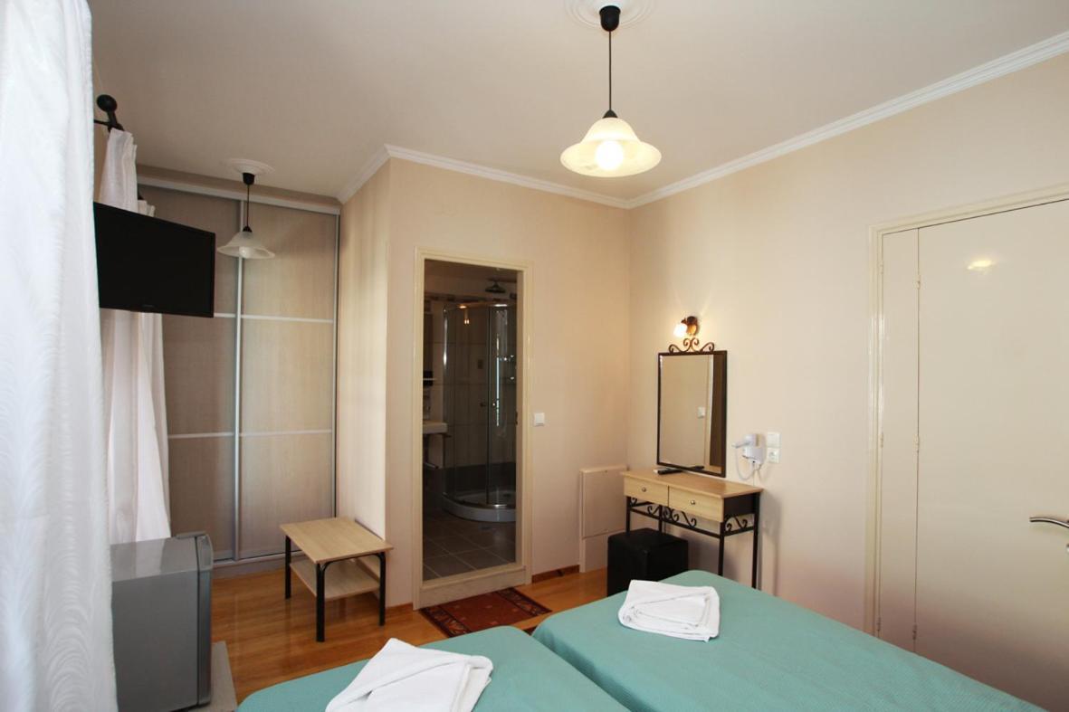 Lefcothea Guest Rooms ลักกา ภายนอก รูปภาพ