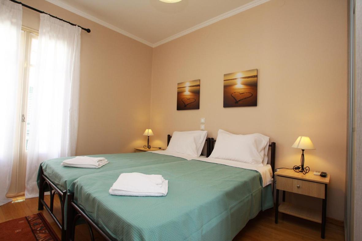 Lefcothea Guest Rooms ลักกา ภายนอก รูปภาพ
