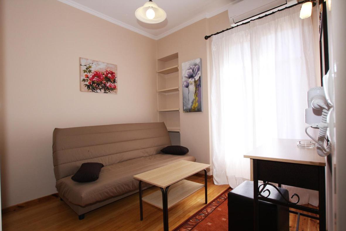 Lefcothea Guest Rooms ลักกา ภายนอก รูปภาพ